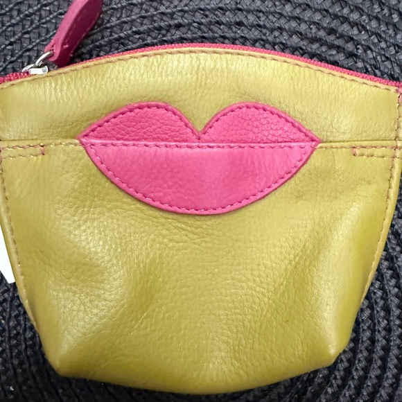 New ILI Kiss green & pink leather small zip pouch - Picture 10 of 11